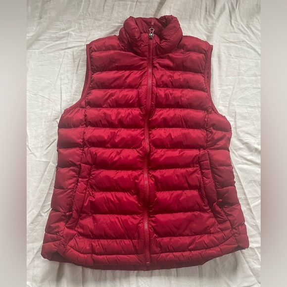 32 Degrees Women’s set of 3 puffer vests - red orange and green- size small - Picture 4 of 10